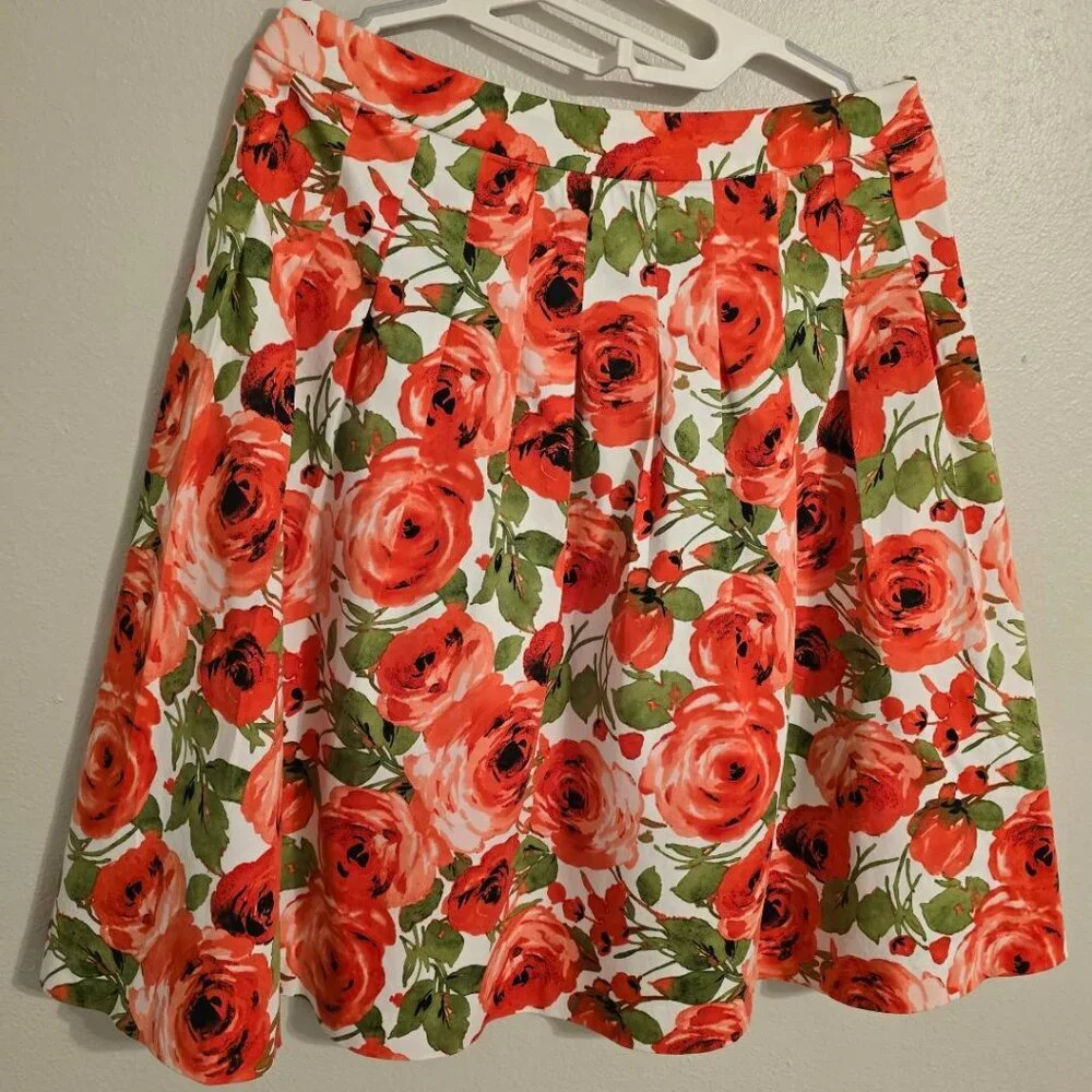Appleseed's Petites White w/ Coral Multicolor Roses Floral Pleated Skirt Size 10